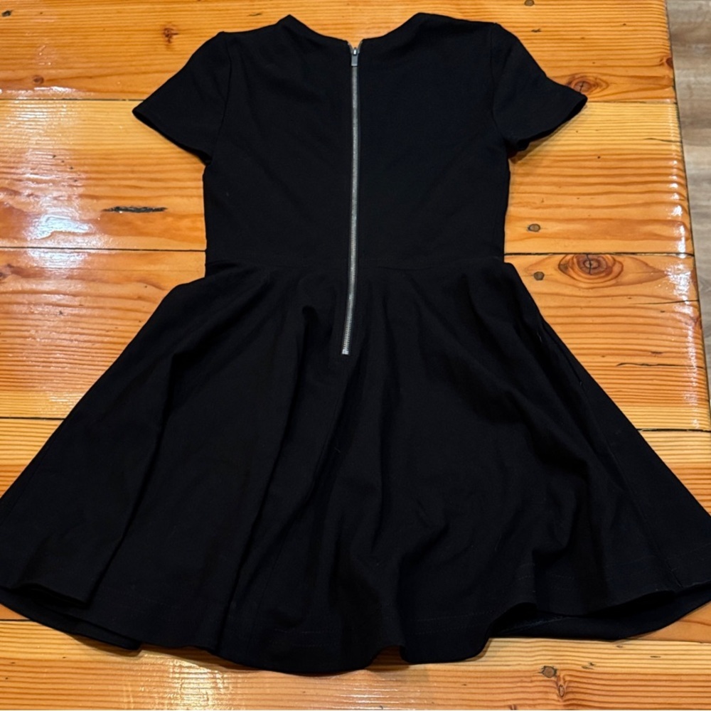 Diane Von Furstenberg Classic Black Dress - Picture 4 of 4